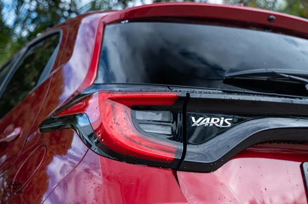 2023 TOYOTA Yaris Hybrid SX image 24