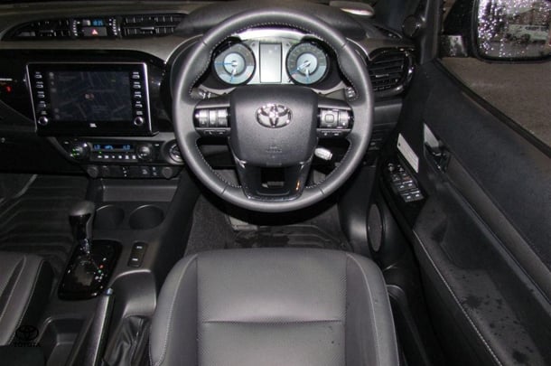 2021 Toyota Hilux Rugged X image 16