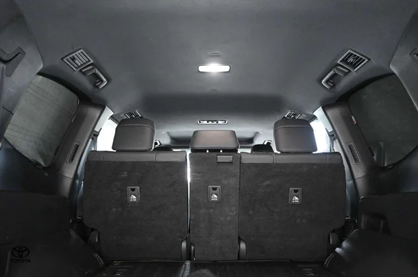 2022 Toyota Landcruiser VX image 22