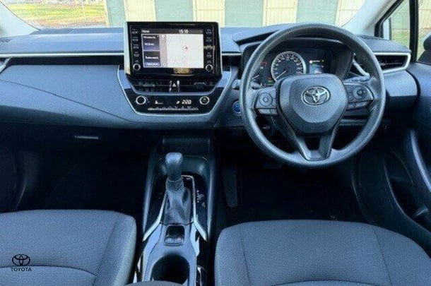 2021 Toyota Corolla Sedan Hybrid Ascent Sport image 14