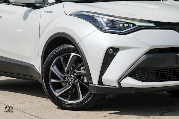 2023 Toyota C-HR Hybrid Koba 2WD image 7