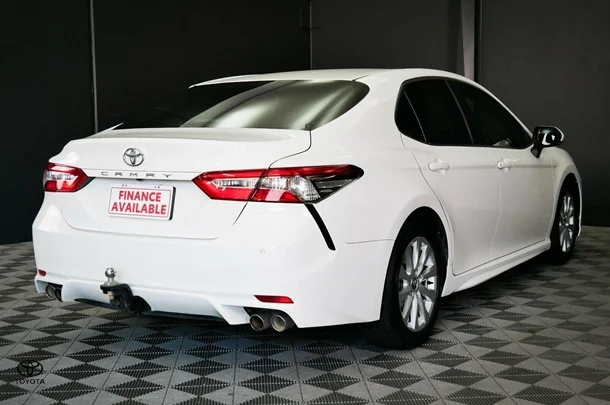 2018 Toyota Camry Ascent Sport image 4