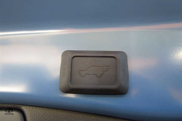 2025 Toyota Rav4 Hybrid Cruiser 2WD image 19