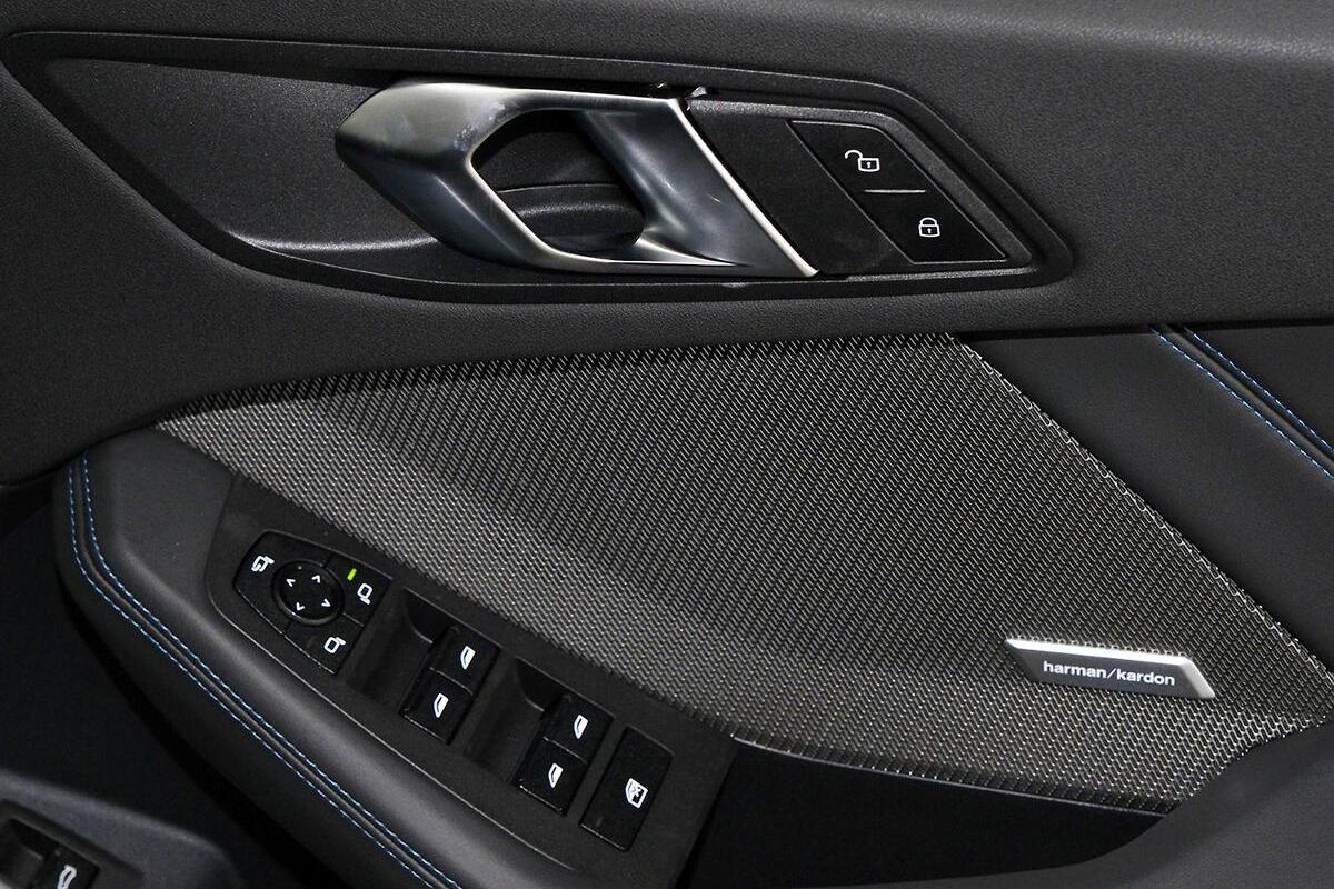 2025 BMW 1 Series 118 M Sport F70 Auto image 16