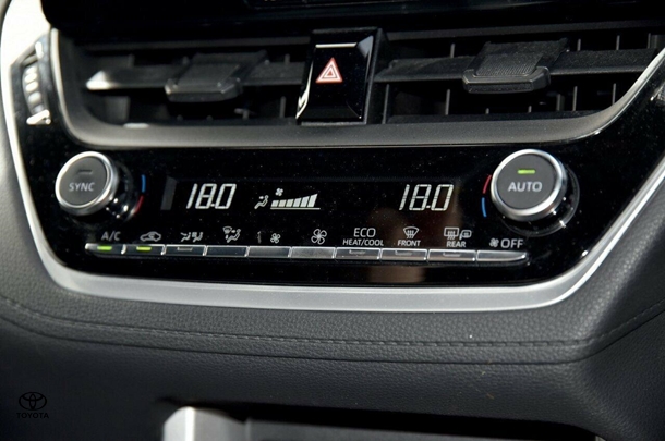2022 Toyota Corolla Cross Petrol GXL image 20