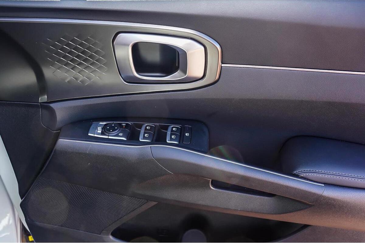2024 Kia Sorento Sport Auto MY25 image 15