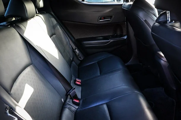 2017 Toyota C-HR L3 image 8