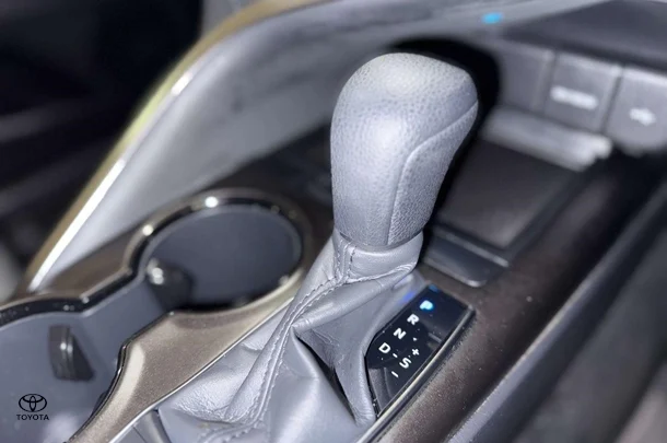 2024 Toyota Camry Hybrid Ascent image 24