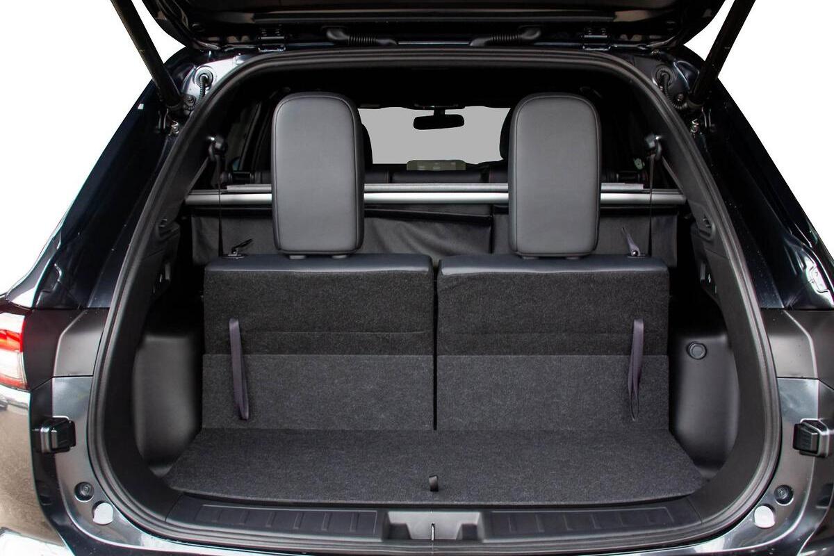 2024 Mitsubishi Outlander Exceed Tourer ZM Auto AWD MY24 image 12