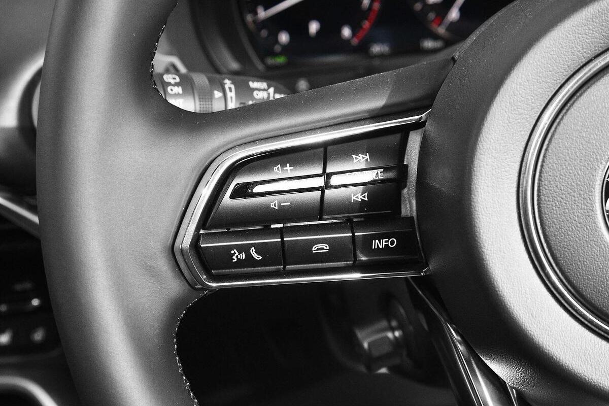 2024 Mazda CX-90 G50e Azami KK Auto i-ACTIV AWD image 15