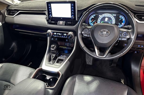 2021 Toyota Rav4 Hybrid Cruiser 2WD image 4