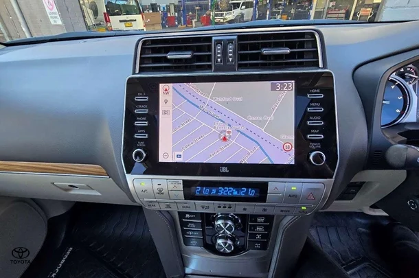 2021 Toyota Prado Kakadu image 18