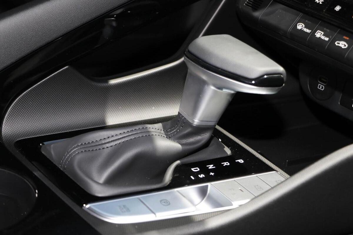 2025 Hyundai i30 Elite Auto MY25 image 17