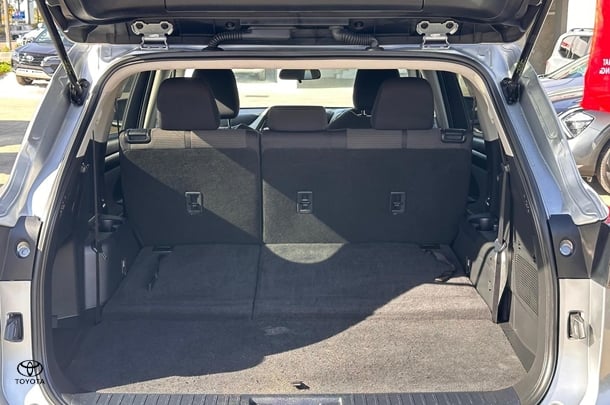 2023 Toyota Kluger GX-2WD image 21