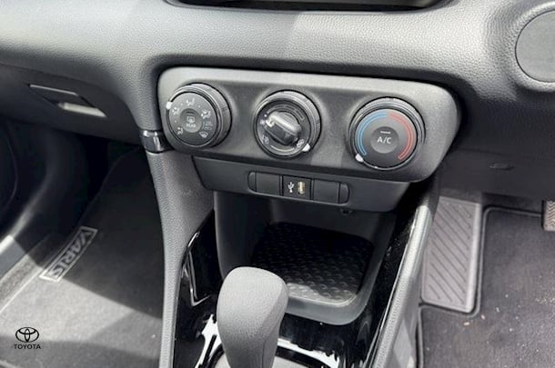 2023 Toyota Yaris Hatch Ascent Sport image 15