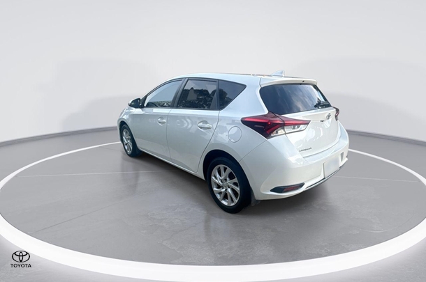 2016 Toyota Corolla Ascent Sport image 6