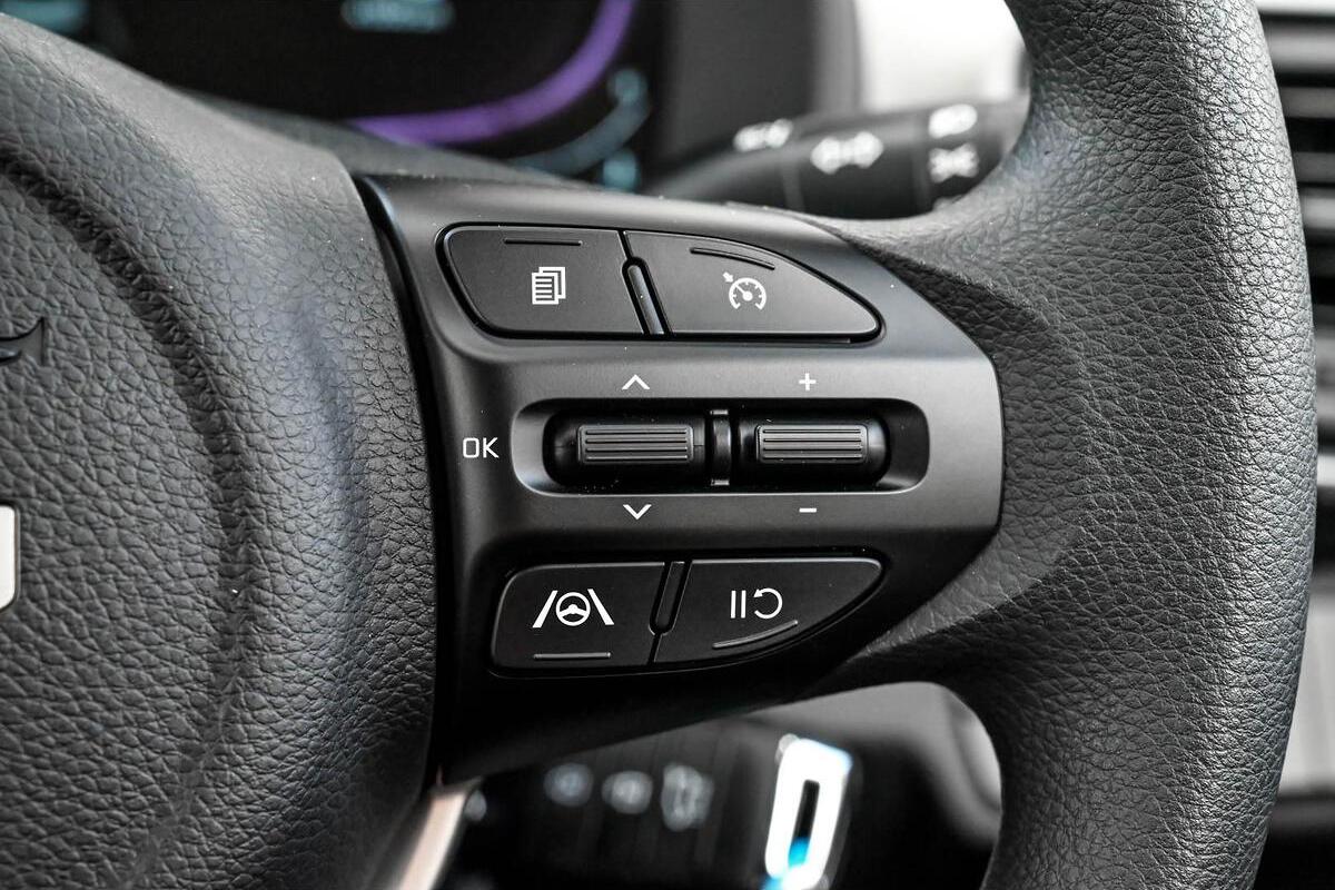 2024 Kia Stonic S Auto FWD MY25 image 15