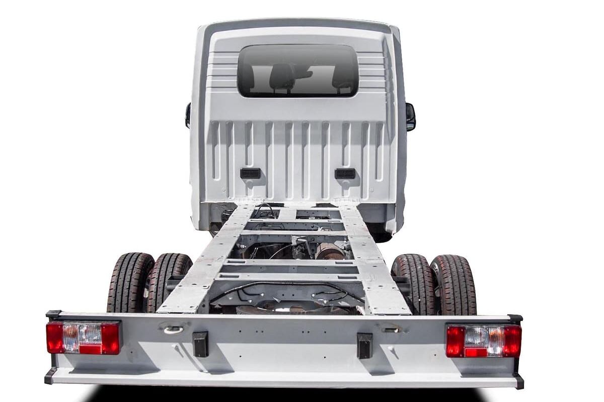 2025 LDV Deliver 9 LWB Auto MY24 image 2