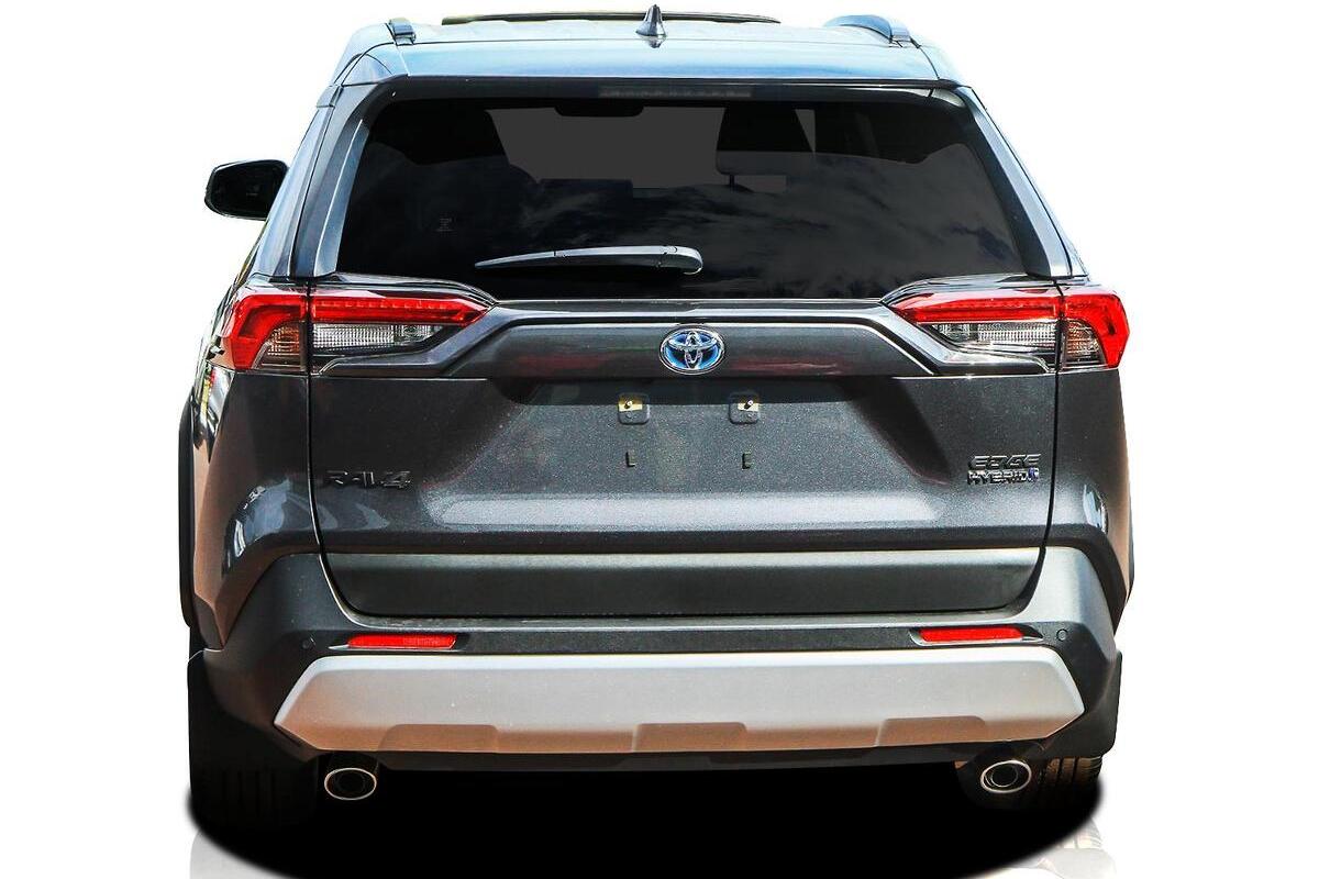 2024 Toyota RAV4 Edge Auto eFour image 3