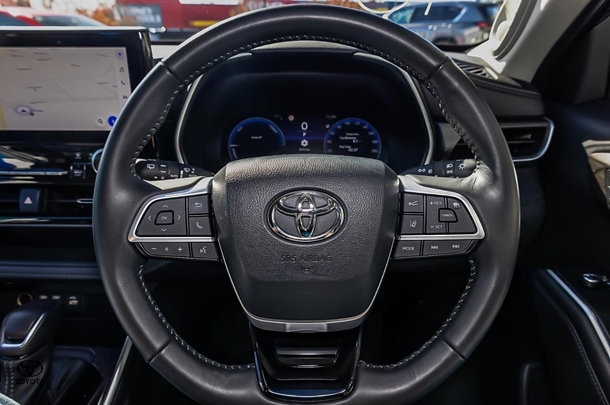 2022 Toyota Kluger Hybrid AWD GRANDE image 26