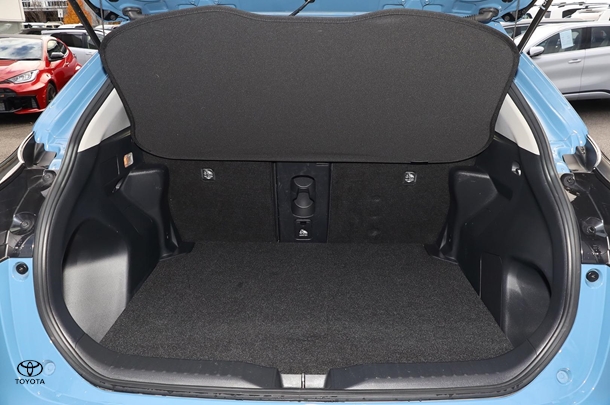 2024 Toyota Yaris Cross Hybrid GX image 14