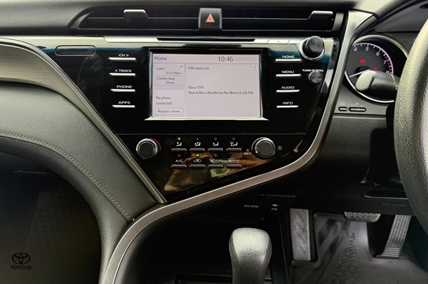 2019 Toyota Camry Ascent image 12