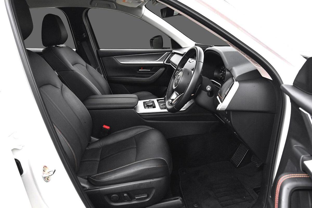 2024 Mazda CX-60 G40e Evolve KH Series Auto i-ACTIV AWD image 4