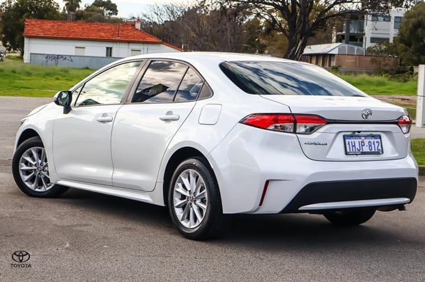 2021 Toyota Corolla Sedan SX image 2