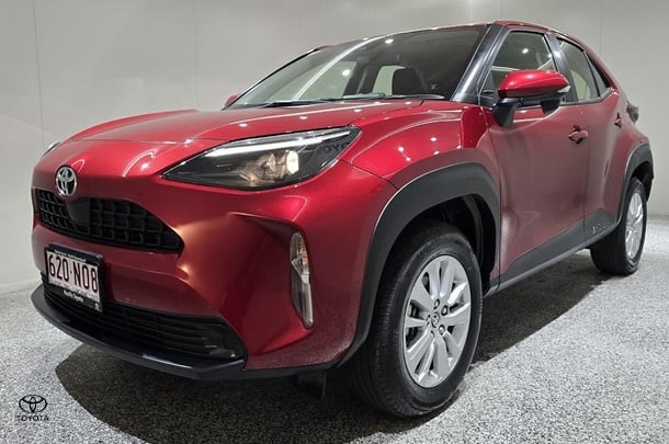 2023 Toyota Yaris Cross GX image 5