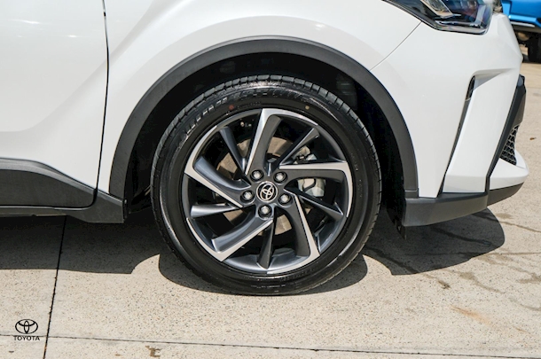 2023 Toyota C-HR Hybrid Koba 2WD image 21