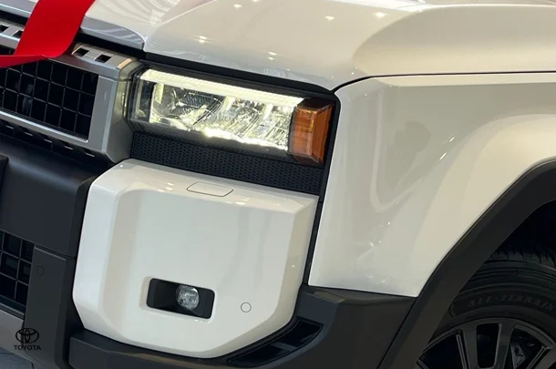 2025 Toyota Prado GXL image 2
