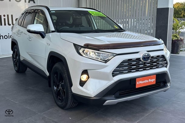 2020 Toyota Rav4 Hybrid Cruiser 2WD image 4