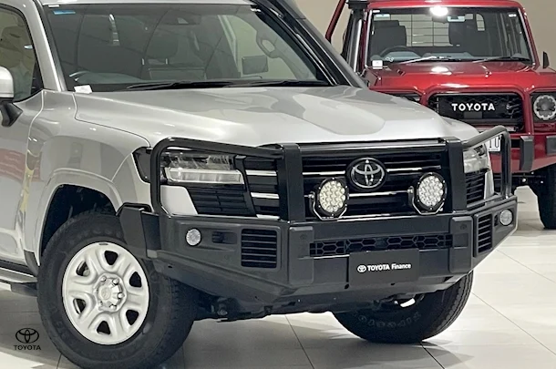 2022 Toyota Landcruiser GX image 3