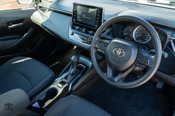 2020 TOYOTA Corolla Sedan Hybrid Ascent Sport image 7