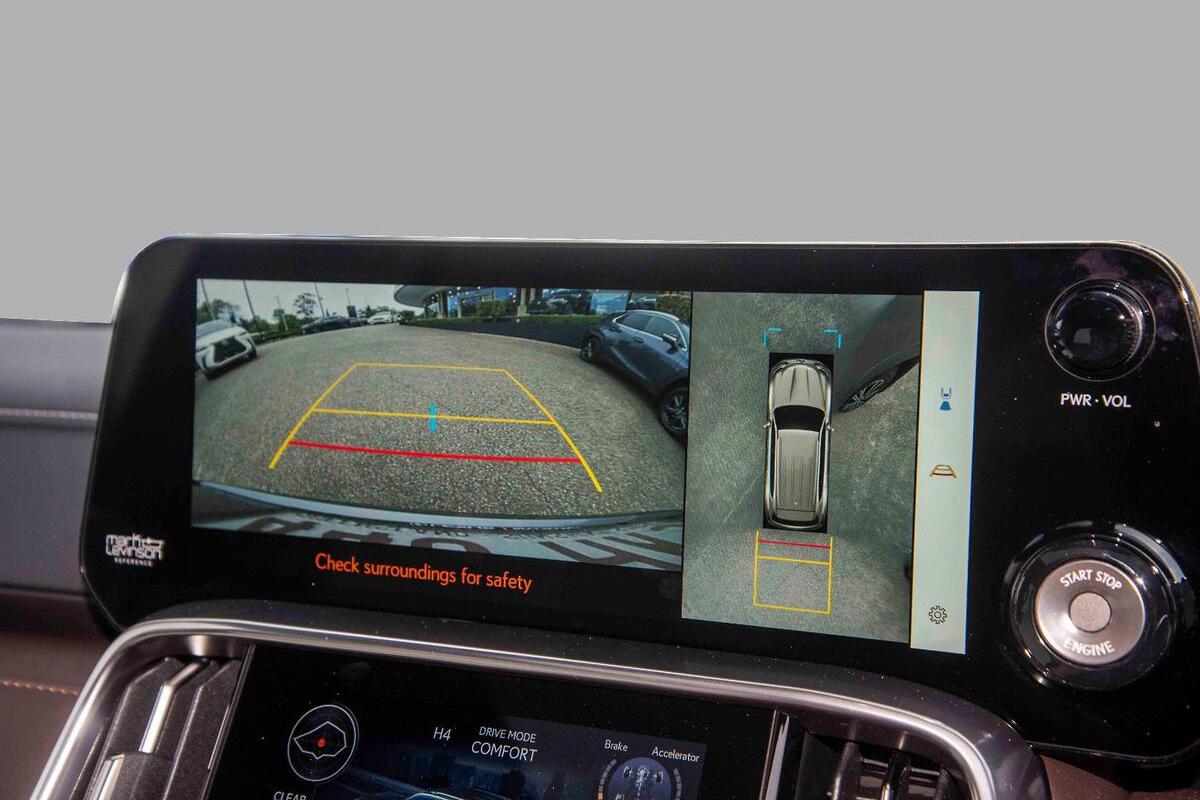 2024 Lexus LX LX600 Sports Luxury Auto 4x4 image 10