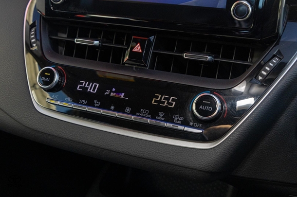 2022 Toyota Corolla Ascent Sport image 16