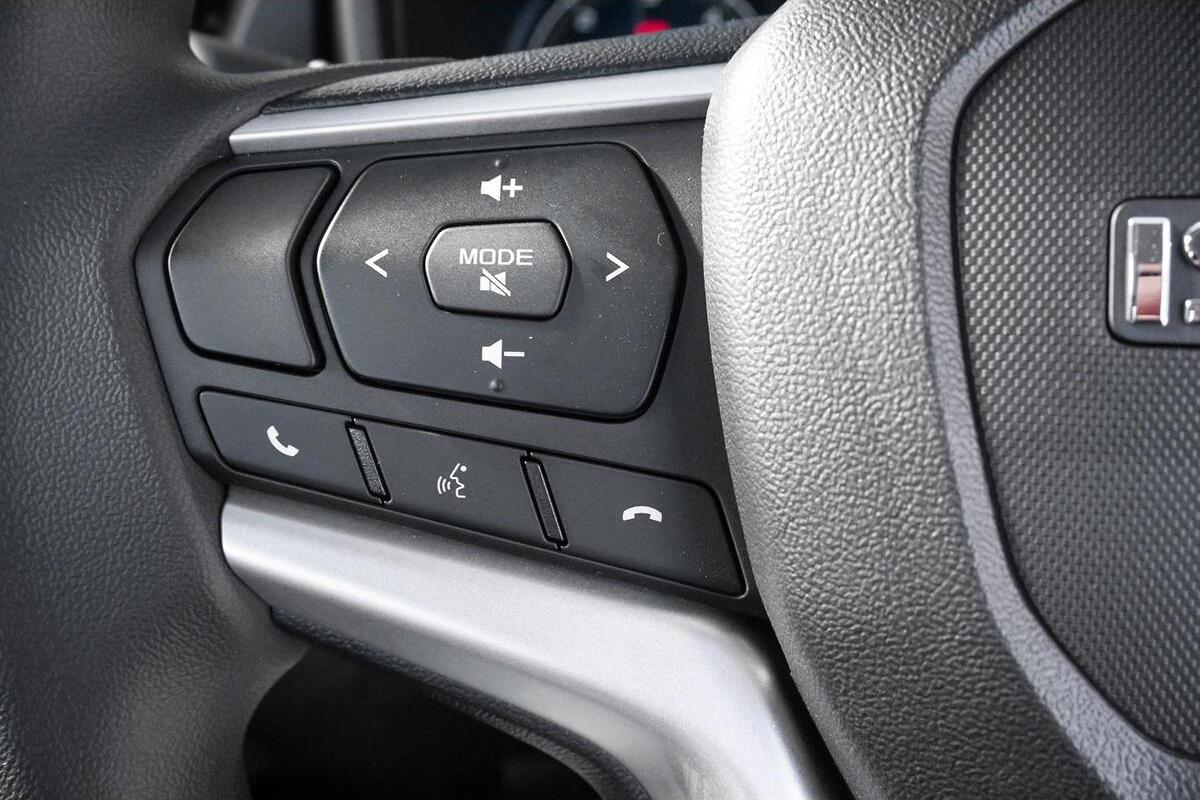 2024 Isuzu D-MAX SX High Ride Manual 4x2 MY24 image 13