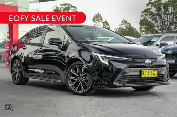 2024 Toyota Corolla Sedan Hybrid ZR image 1