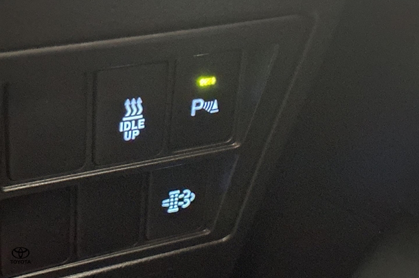 2022 Toyota Hilux SR5 image 33