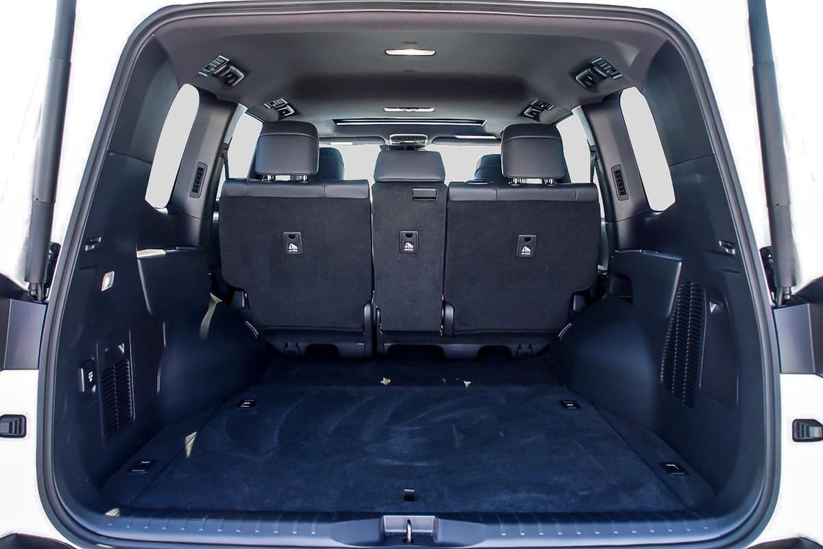 2025 Toyota Landcruiser GR Sport Auto 4x4 image 8