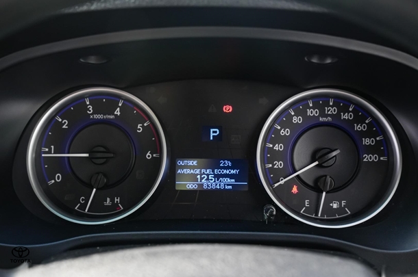 2018 Toyota HILUX Rugged image 11