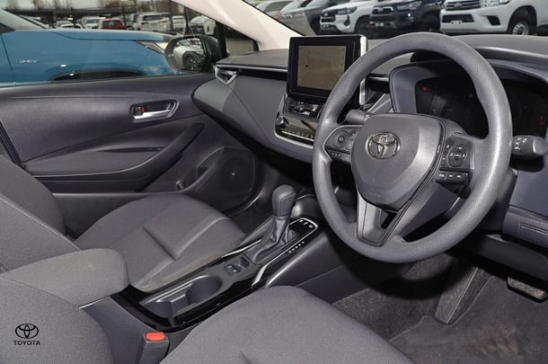 2024 Toyota Corolla Sedan Hybrid Ascent Sport image 2