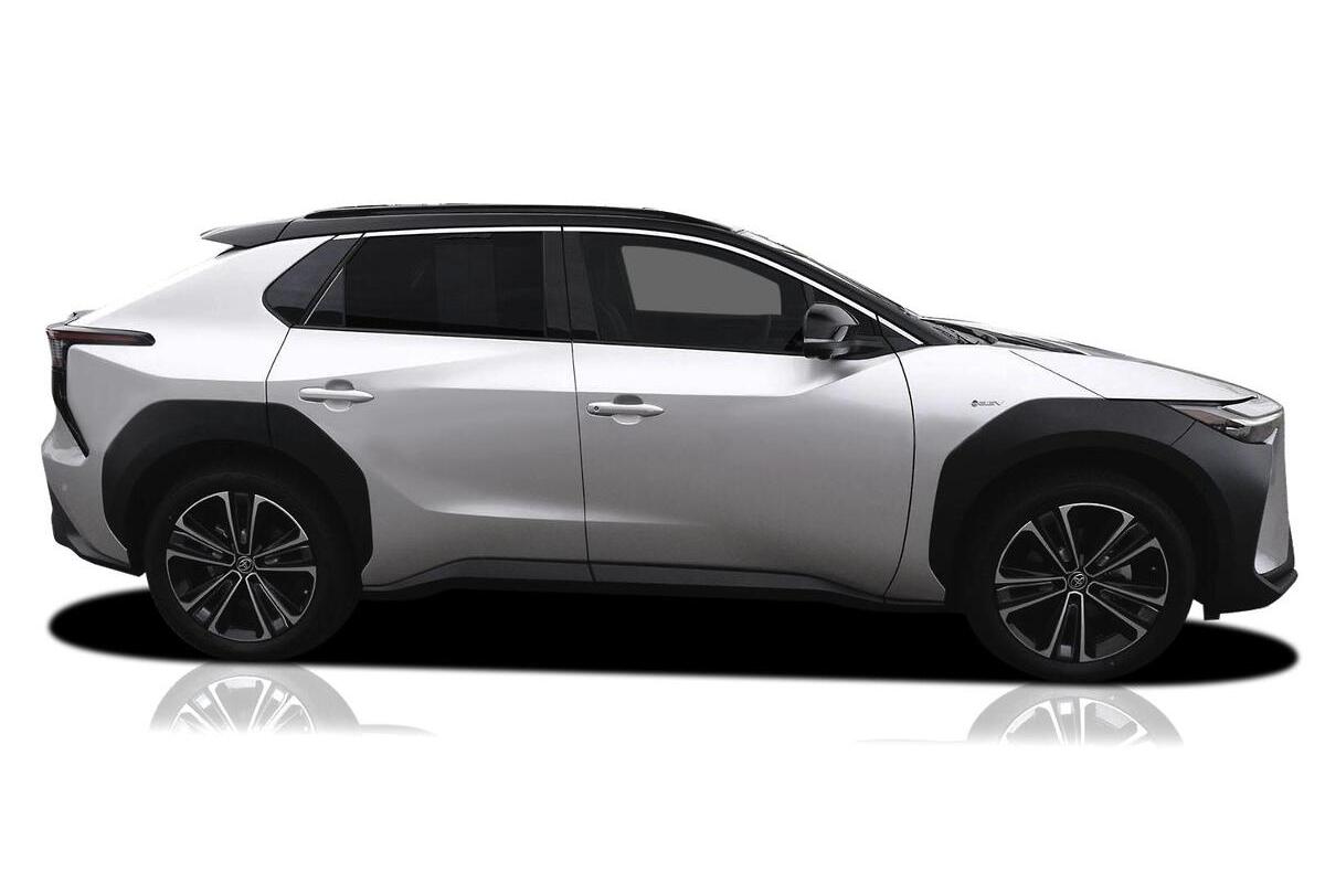 2024 Toyota bZ4X Auto AWD image 5