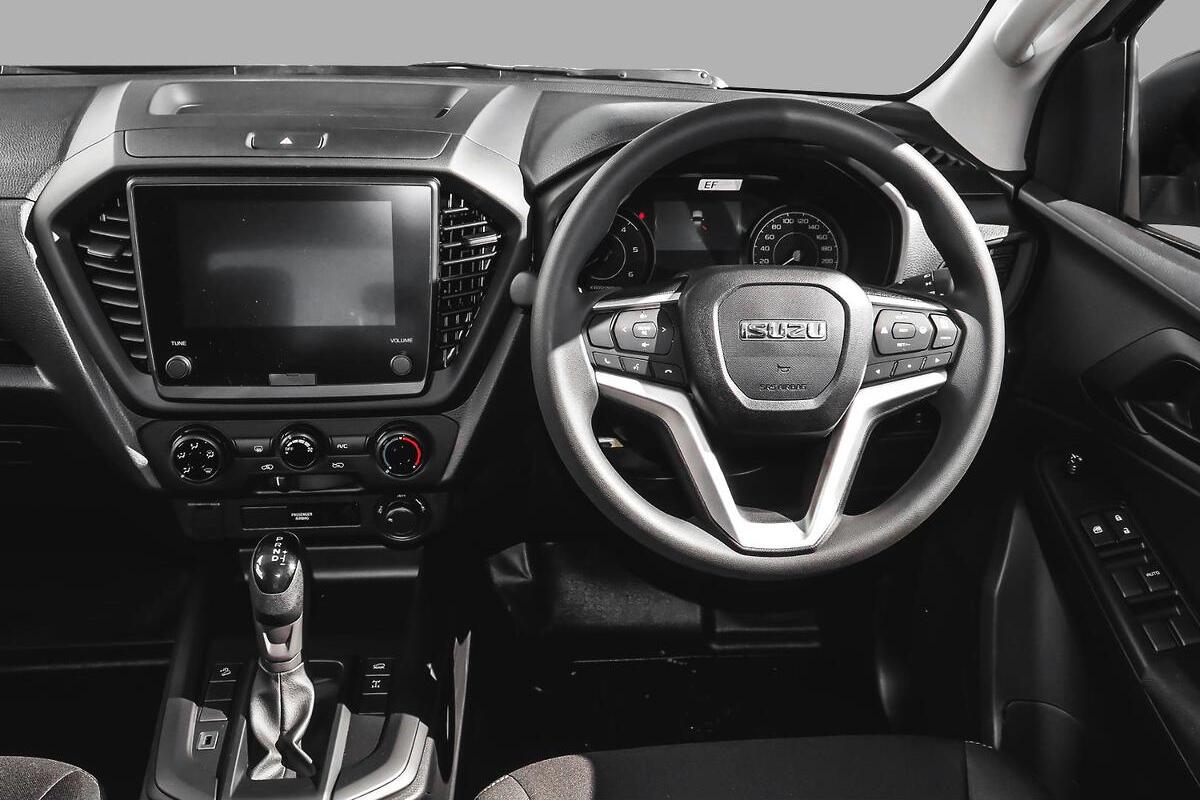 2025 Isuzu D-MAX SX Manual 4x4 MY24 image 7
