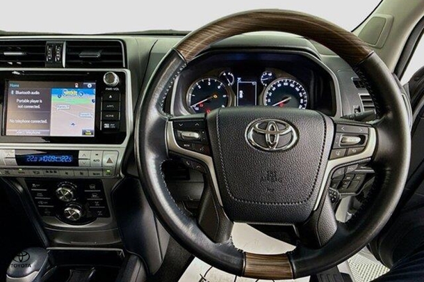 2019 Toyota Prado Kakadu image 19