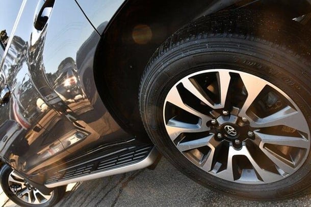 2022 Toyota Prado VX image 4