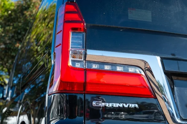 2024 TOYOTA Granvia VX image 16