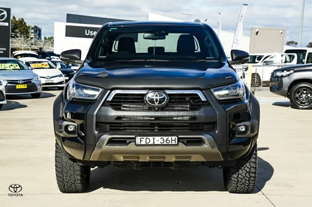 2023 Toyota Hilux 4x4 Rogue image 4