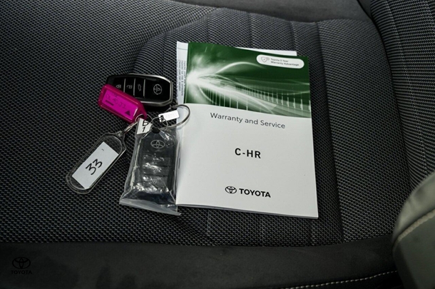 2024 Toyota C-HR Hybrid Koba 2WD image 24