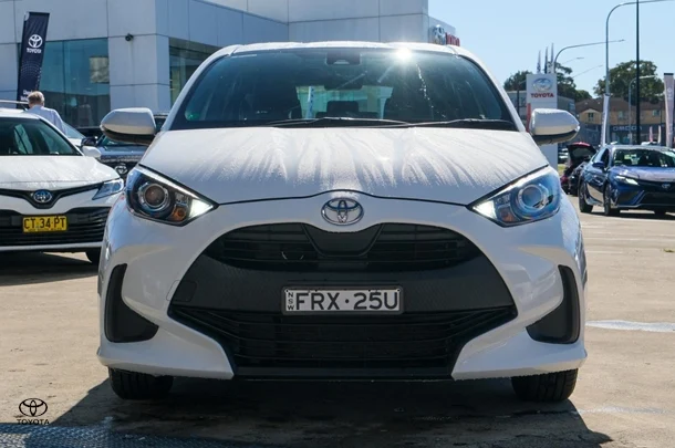 2023 Toyota Yaris Ascent Sport image 4